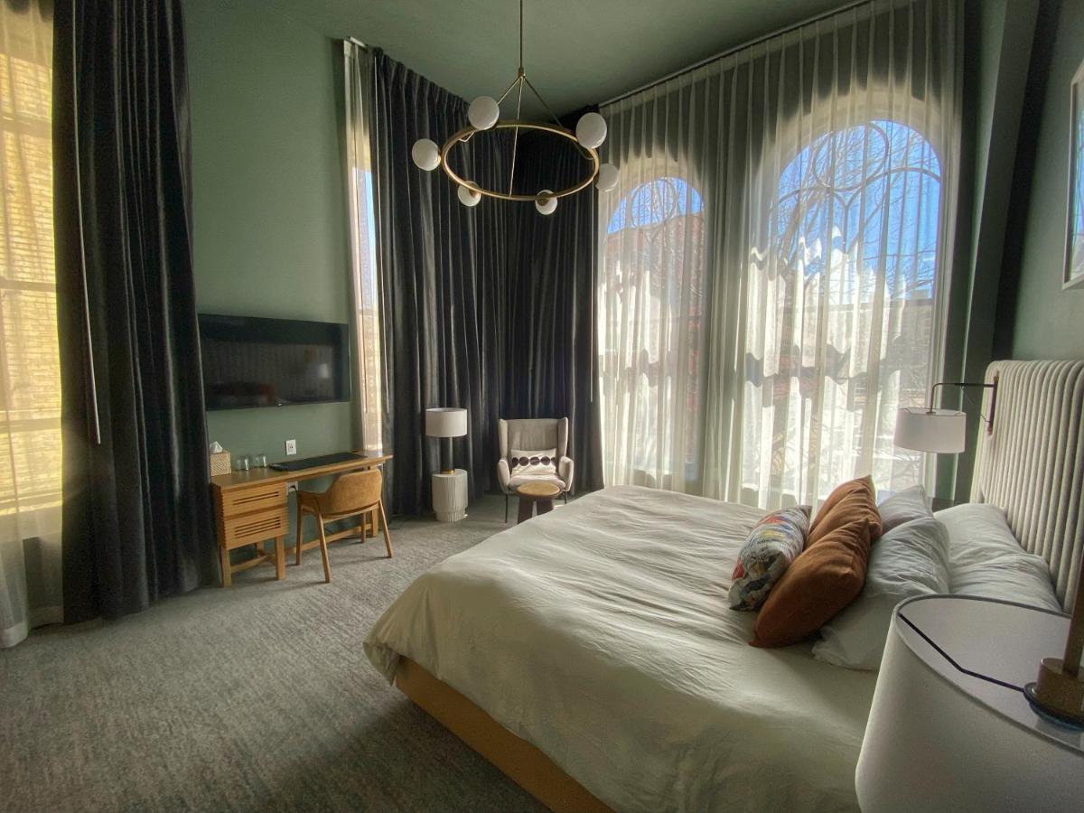 Kinn Downtown 5*